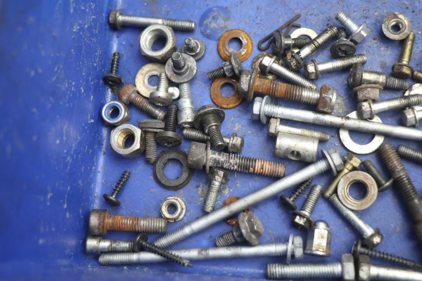 photo de TORNILLOS PEUGEOT LUDIX ONE 14P 50 (2004 - 2013) - Detalle de la pieza