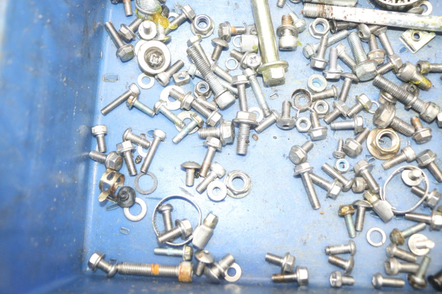 photo de TORNILLOS MASAI SCRAMBLER SPORT 125 (2021 - 2025) - Otra perspectiva