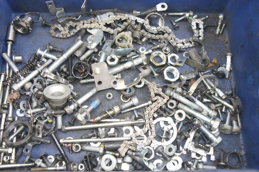 photo de BOLSA DE TORNILLERÍA TORNILLO PIAGGIO MEDLEY 125 (2016 - 2023) - Detalle de la pieza