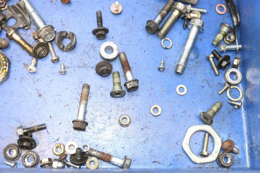 photo de TORNILLOS SYM MIO 50 (2005 - 2010) - Primer plano técnico