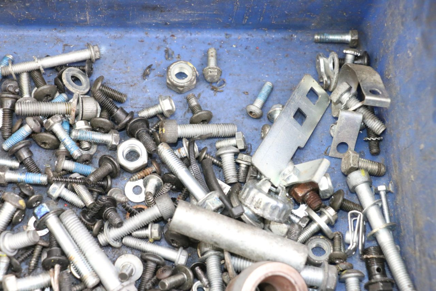 photo de TORNILLOS PIAGGIO MP3 HPE 350 (2018 - 2020) - Zoom estado de uso