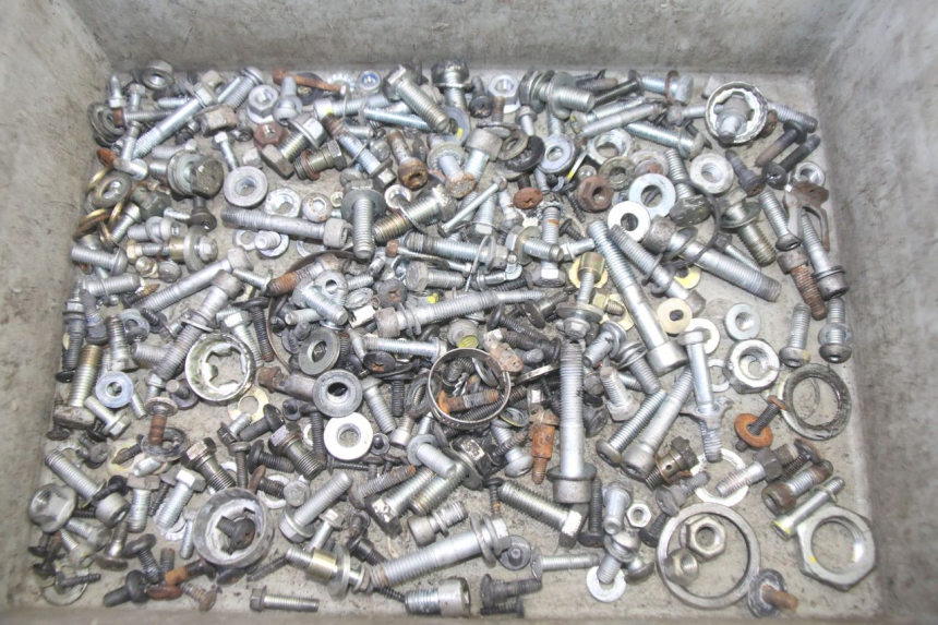 photo de BOLSA DE TORNILLERÍA TORNILLO PIAGGIO MP3 LT 400 (2007 - 2012) - Vista principal