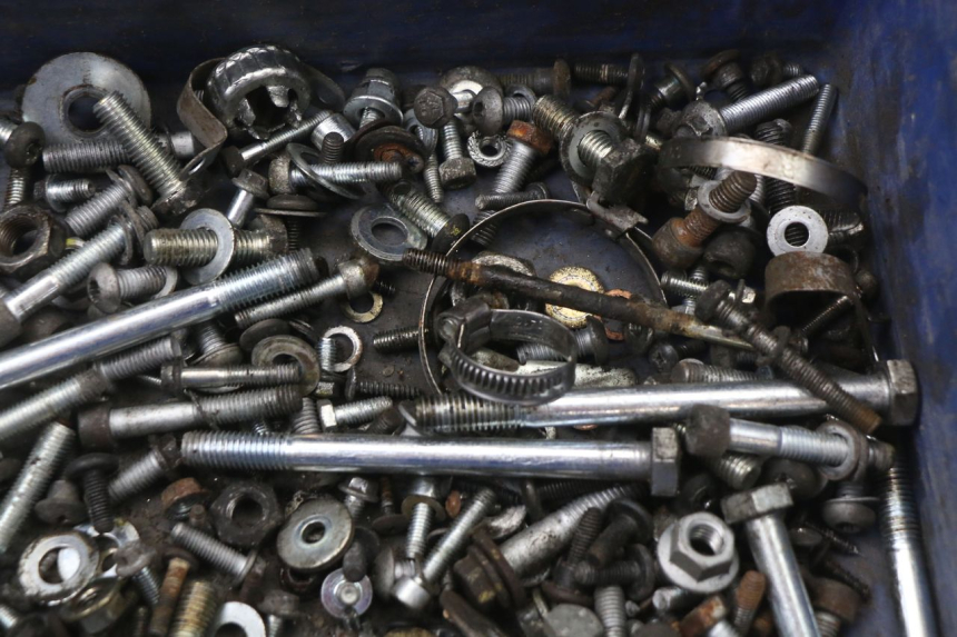 photo de TORNILLOS PIAGGIO MP3 125 (2006 - 2014) - Zoom estado de uso