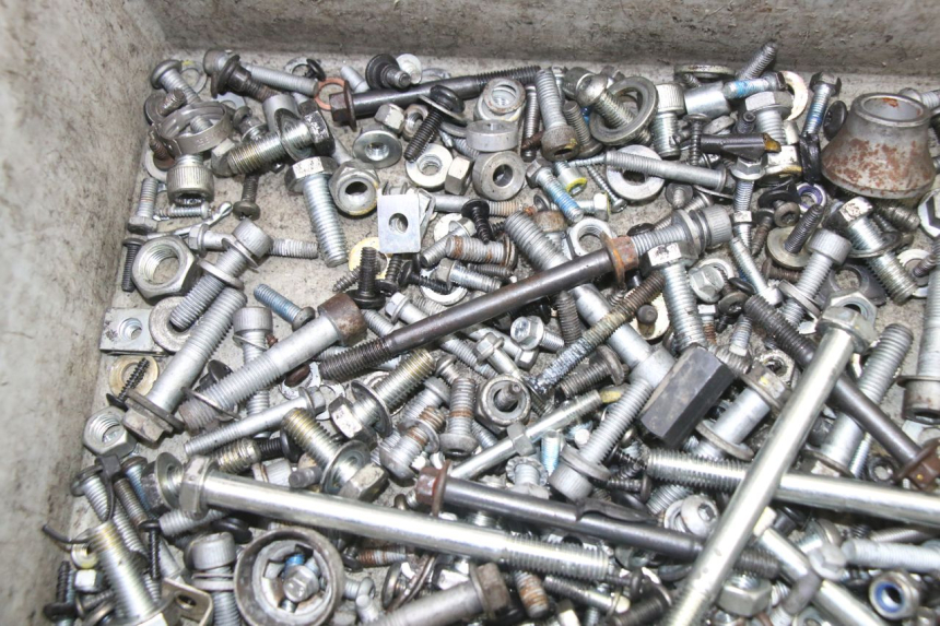 photo de TORNILLOS PIAGGIO MP3 500 (2014 - 2017) - Detalle de la pieza