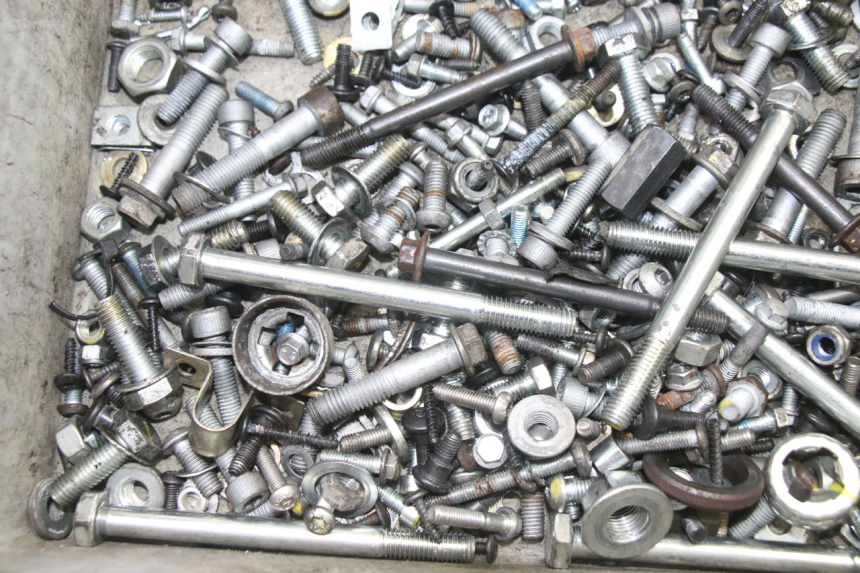 photo de TORNILLOS PIAGGIO MP3 500 (2014 - 2017) - Otra perspectiva