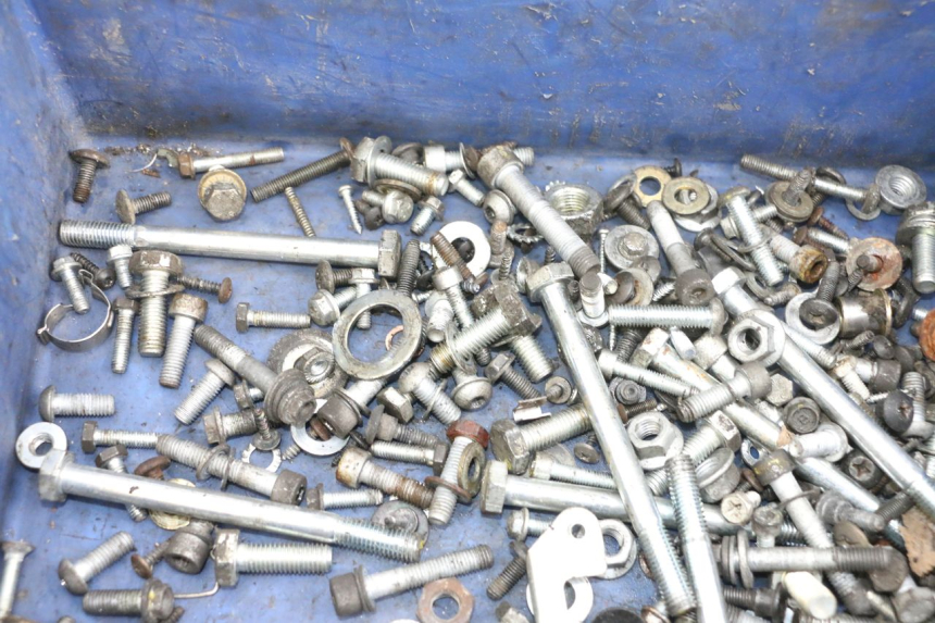 photo de TORNILLOS PIAGGIO MP3 125 (2006 - 2014) - Detalle de la pieza