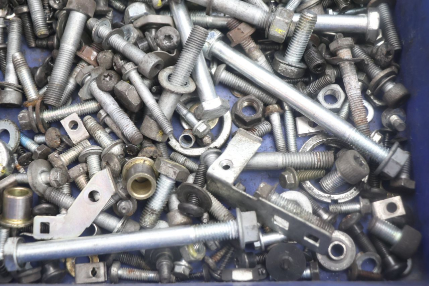 photo de TORNILLOS PIAGGIO MP3 500 (2016 - 2018) - Primer plano técnico