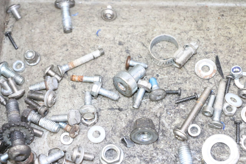 photo de TORNILLOS RIEJU MRT 50 (2018 - 2021) - Detalle de la pieza