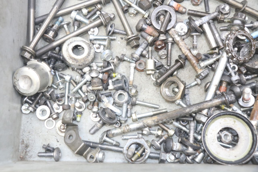 photo de BOLSA DE TORNILLERÍA TORNILLO YAMAHA MT-07 MT07 ABS 700 (2014 - 2017) - Zoom estado de uso