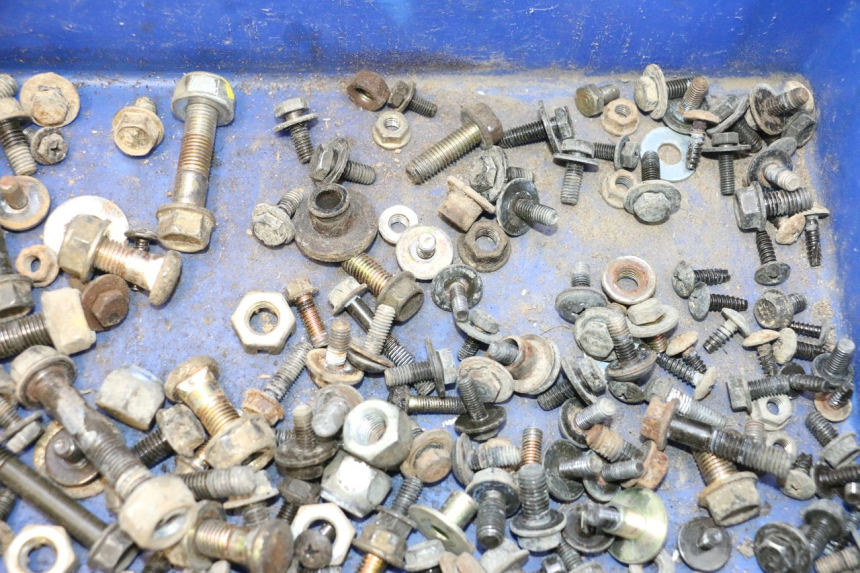 photo de TORNILLOS KYMCO MXU R 250 (2004 - 2010) - Primer plano técnico