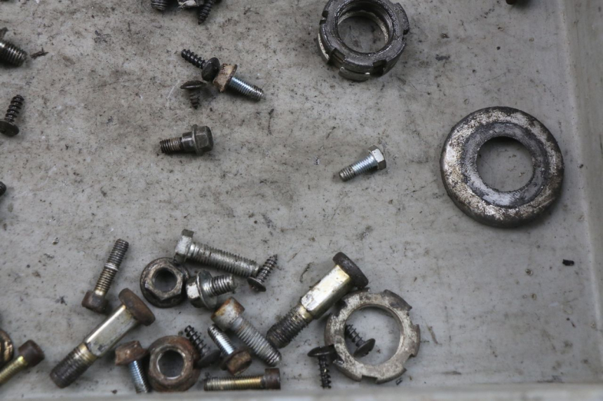 photo de TORNILLOS YAMAHA NEO'S NEOS 2T 50 (2007 - 2017) - Zoom estado de uso