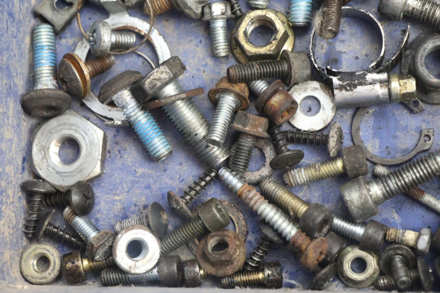 photo de TORNILLOS YAMAHA NEO'S NEOS 2T 50 (1998 - 2007) - Otra perspectiva