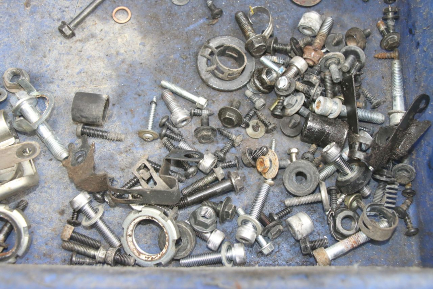 photo de BOLSA DE TORNILLERÍA TORNILLO YAMAHA NEOS NEO'S 4T 50 (2008 - 2016) - Zoom estado de uso