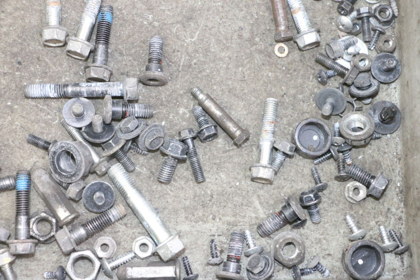 photo de TORNILLOS KYMCO LIKE 4T 50 (2019 - 2025) - Otra perspectiva