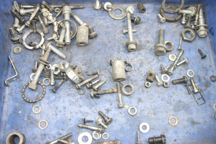 photo de BOLSA DE TORNILLERÍA TORNILLO PIAGGIO NEW TYPHOON 50 (2018 - 2021) - Detalle de la pieza