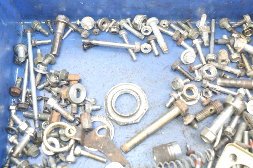 photo de BOLSA DE TORNILLERÍA TORNILLO HONDA NHX LEAD 110 (2008 - 2010) - Otra perspectiva