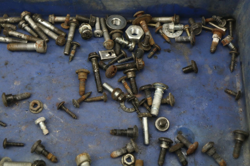 photo de TORNILLOS PIAGGIO NRG 50 (2004 - 2017) - Otra perspectiva