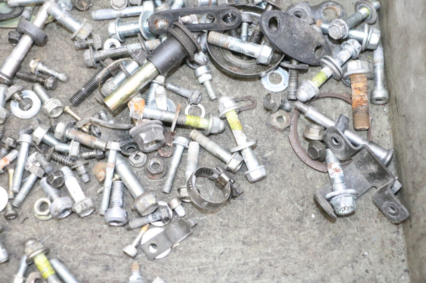 photo de TORNILLOS HONDA NSR R 125 (1994 - 2003) - Detalle de la pieza