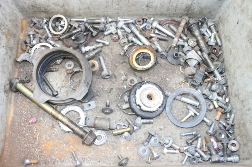 photo de BOLSA DE TORNILLERÍA TORNILLO HONDA NTV DEAUVILLE 650 (1998 - 2001) - Detalle de la pieza