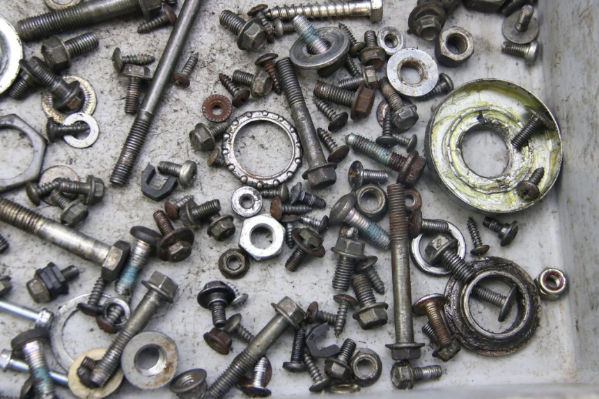 photo de BOLSA DE TORNILLERÍA TORNILLO SELECT UP OCTALIS 125 (2007 - 2012) - Otra perspectiva