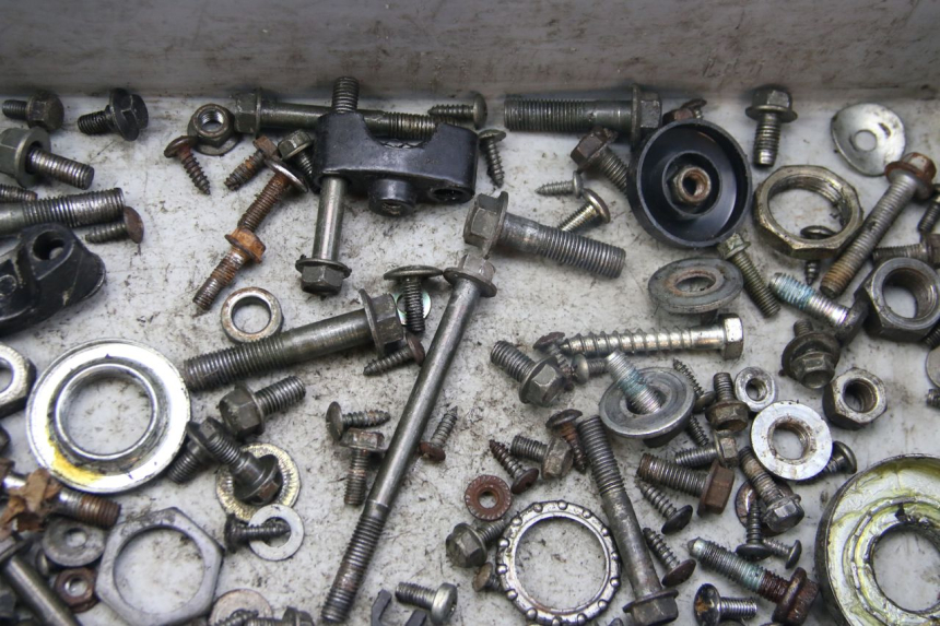 photo de BOLSA DE TORNILLERÍA TORNILLO SELECT UP OCTALIS 125 (2007 - 2012) - Vista general del producto