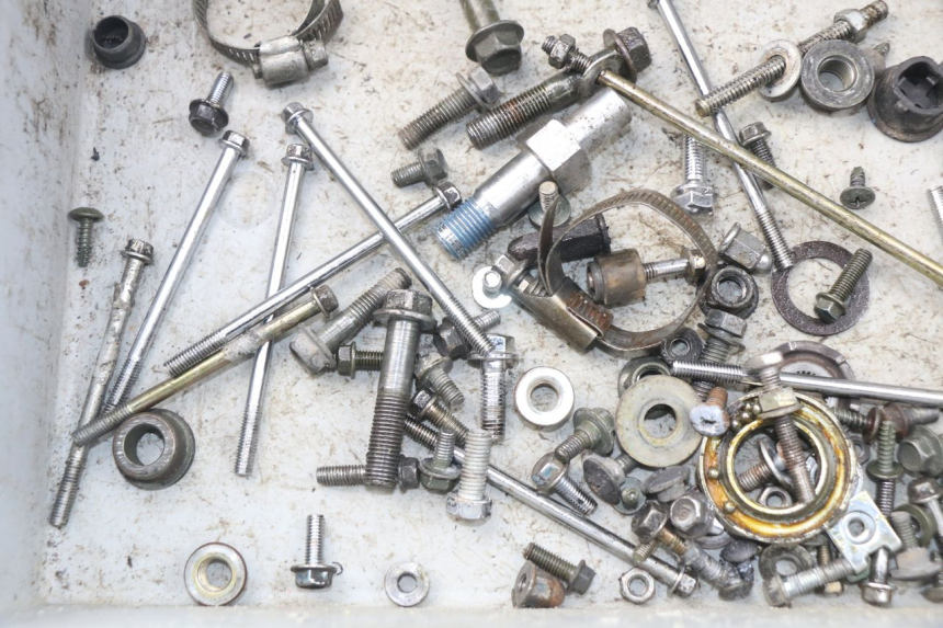 photo de BOLSA DE TORNILLERÍA TORNILLO SYM ORBIT 2 4T 50 (2008 - 2017) - Zoom estado de uso