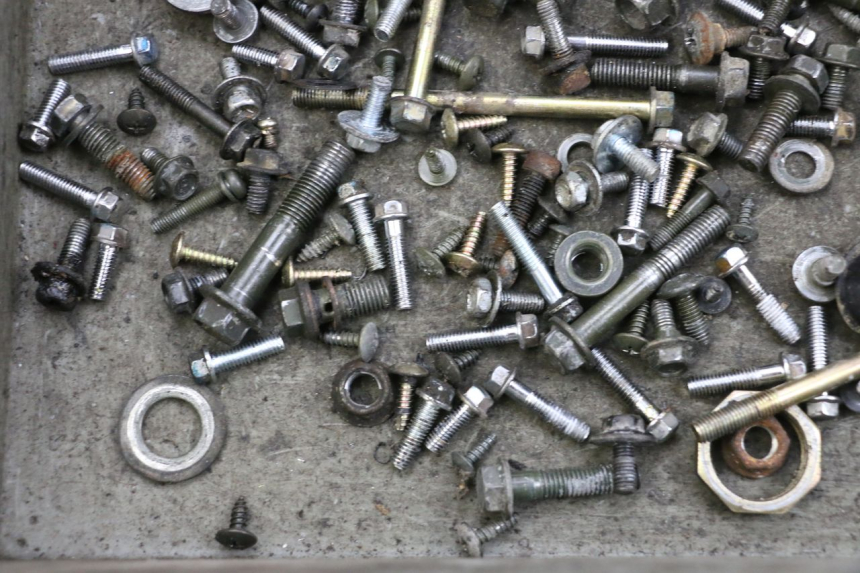 photo de TORNILLOS SYM ORBIT 2 50 (2008 - 2014) - Otra perspectiva