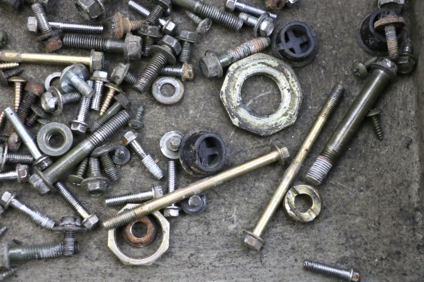 photo de TORNILLOS SYM ORBIT 2 50 (2008 - 2014) - Primer plano técnico