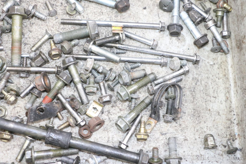 photo de TORNILLOS SYM ORBIT III 3 4T 50 (2021 - 2025) - Primer plano técnico