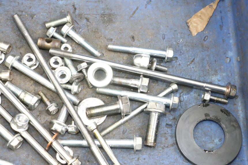 photo de CARENADO TORNILLOS ASTOR ORCAL 125 (2015 - 2017) - Zoom estado de uso