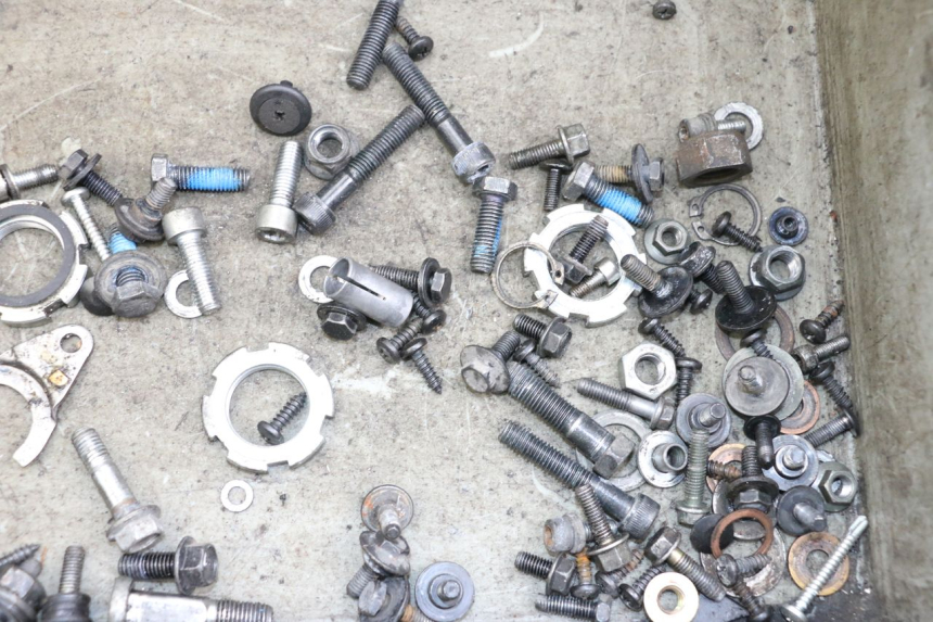 photo de TORNILLOS MBK OVETTO ONE 2T 50 (2013 - 2017) - Zoom estado de uso