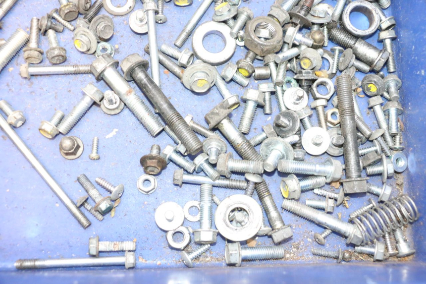photo de TORNILLOS HONDA PCX (JF57/JF64) 125 (2014 - 2018) - Primer plano técnico