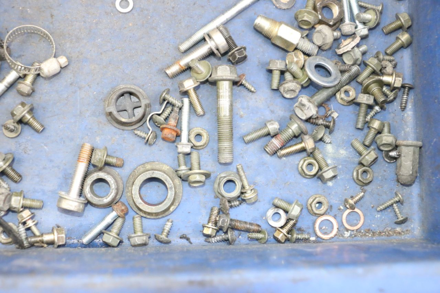 photo de TORNILLOS PEUGEOT BELVILLE 125 (2017 - 2021) - Zoom estado de uso