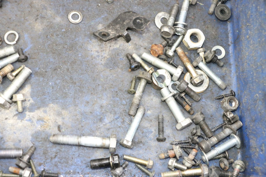 photo de BOLSA DE TORNILLERÍA TORNILLO PEUGEOT CITYSTAR 50 (2013 - 2017) - Detalle de la pieza