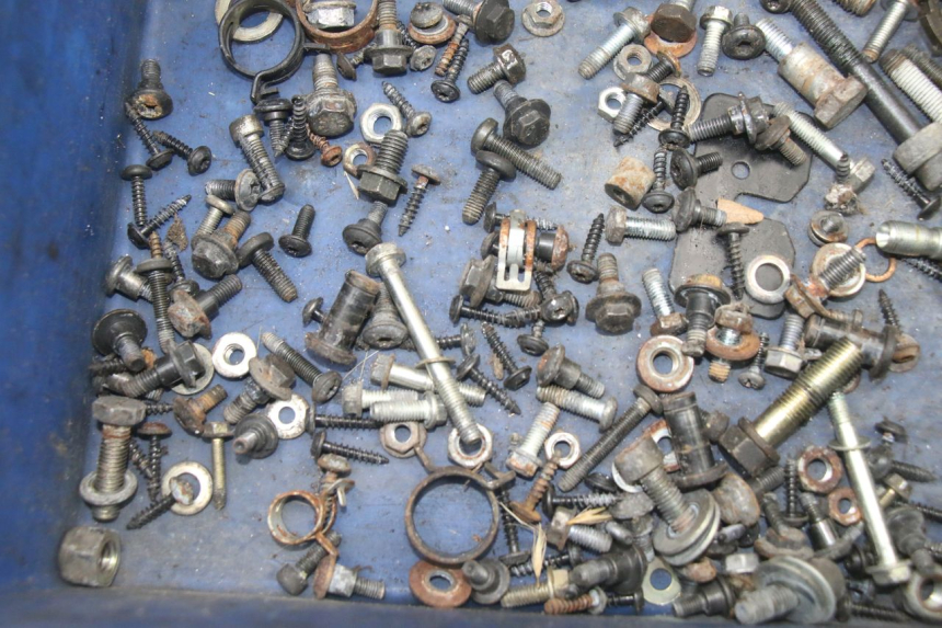 photo de TORNILLOS PEUGEOT SATELIS COMPRESSOR K15 125 (2006 - 2009) - Otra perspectiva