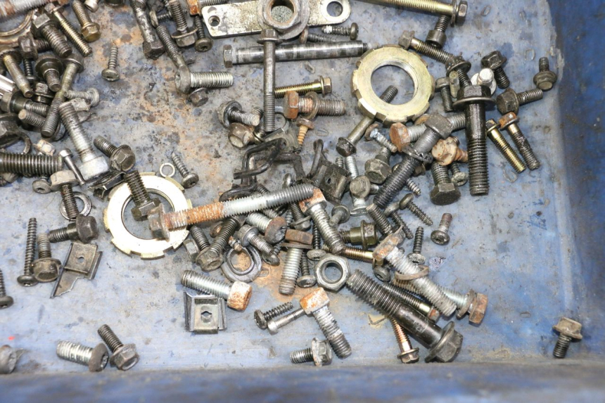 photo de TORNILLOS PEUGEOT SPEEDFIGHT 3 LC 2T 50 (2009 - 2015) - Zoom estado de uso