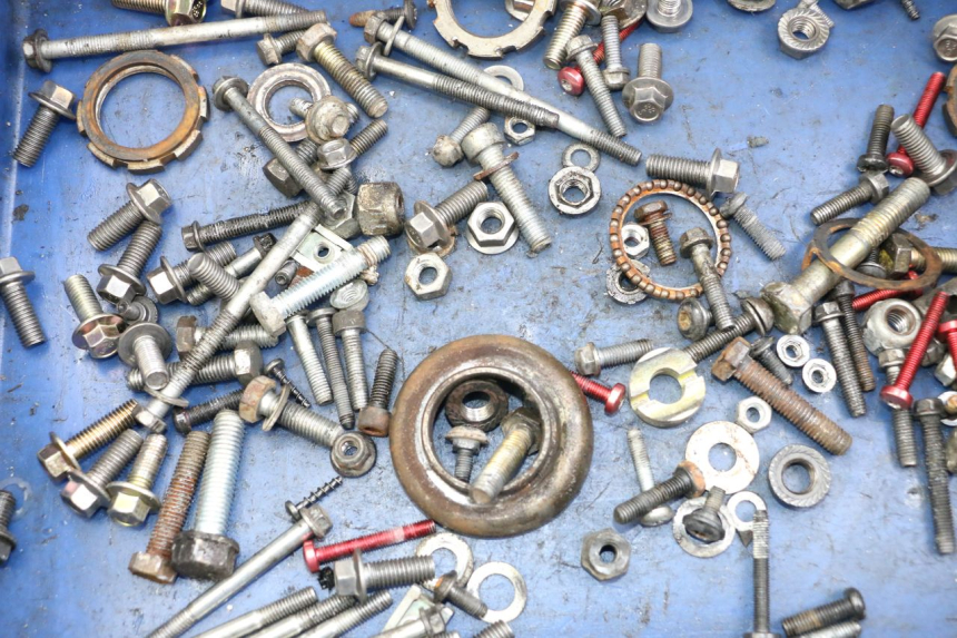 photo de BOLSA DE TORNILLERÍA TORNILLO PEUGEOT TKR TREKKER FURIOUS 50 (2005 - 2014) - Detalle de la pieza