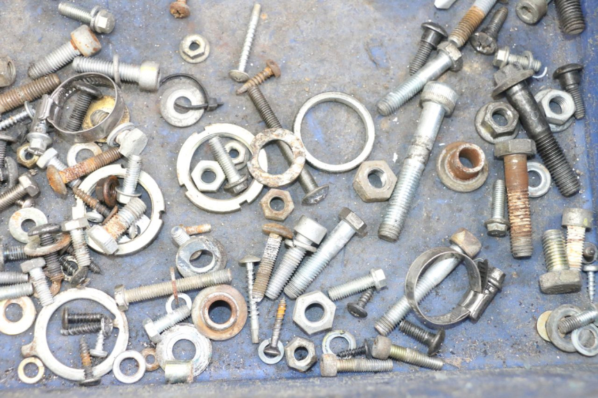 photo de TORNILLOS PIAGGIO BEVERLY 125 (1998 - 2005) - Zoom estado de uso