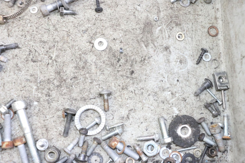 photo de TORNILLOS PIAGGIO VESPA LX IE 125 (2010 - 2012) - Zoom estado de uso