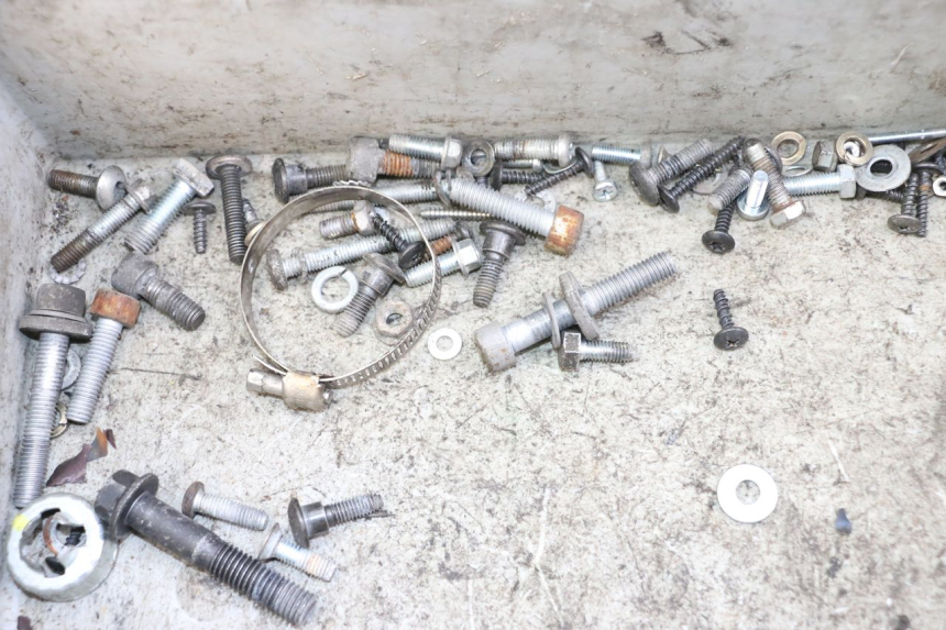 photo de TORNILLOS PIAGGIO VESPA LX IE 125 (2010 - 2012) - Otra perspectiva