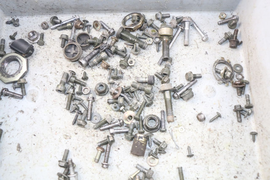 photo de TORNILLOS KEEWAY PIXEL 50 (2008 - 2011) - Detalle de la pieza