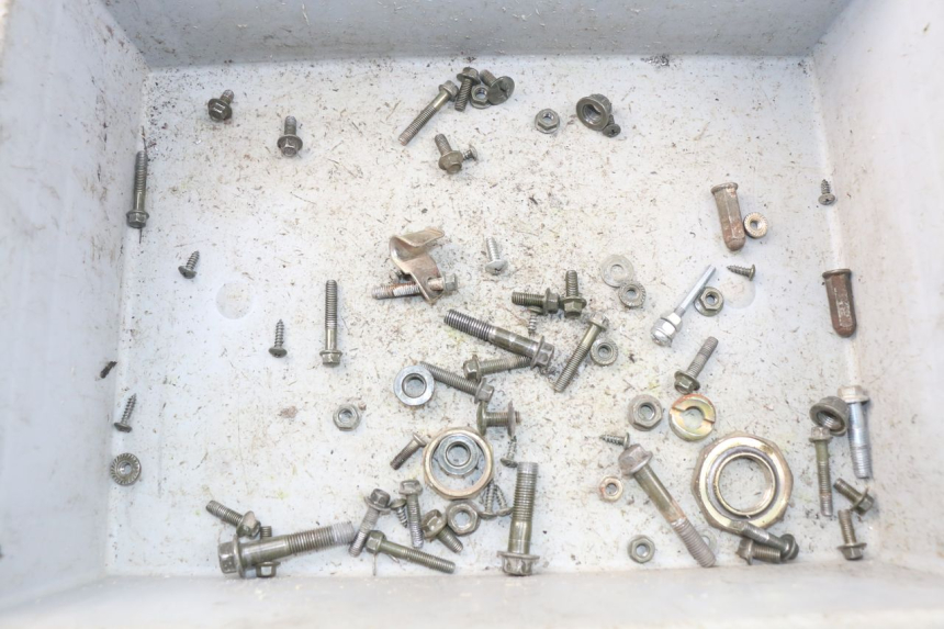 photo de TORNILLOS VASTRO R-ONE 4T 50 (2014 - 2022) - Vista principal