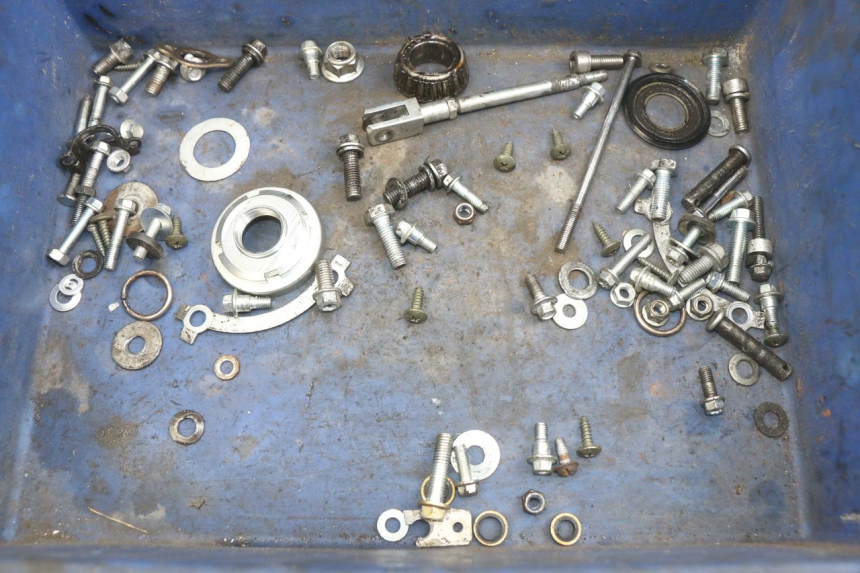 photo de BOLSA DE TORNILLERÍA TORNILLO YCF R-START 125 - Vista principal