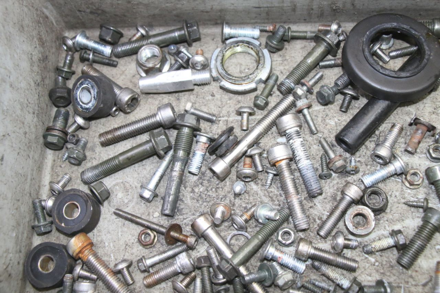 photo de TORNILLOS MAG POWER R-STREET 50 (2016 - 2025) - Detalle de la pieza