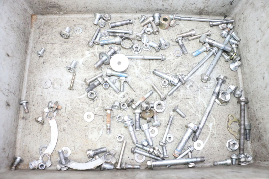 photo de BOLSA DE TORNILLERÍA TORNILLO APOLLO RFZ 125 - Vista principal