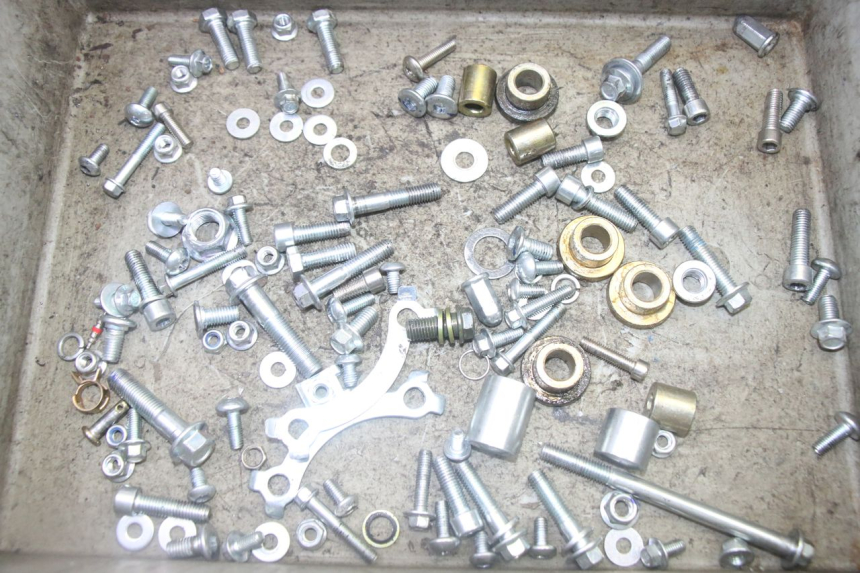 photo de BOLSA DE TORNILLERÍA TORNILLO APOLLO RFZ 125 - Vista principal