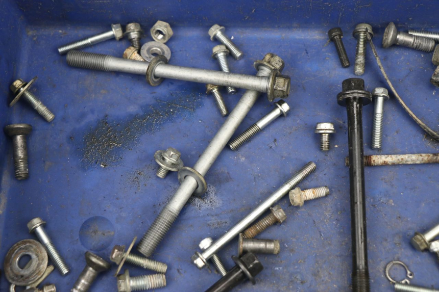 photo de BOLSA DE TORNILLERÍA TORNILLO SUZUKI RM-Z RMZ 250 (2010 - 2016) - Primer plano técnico