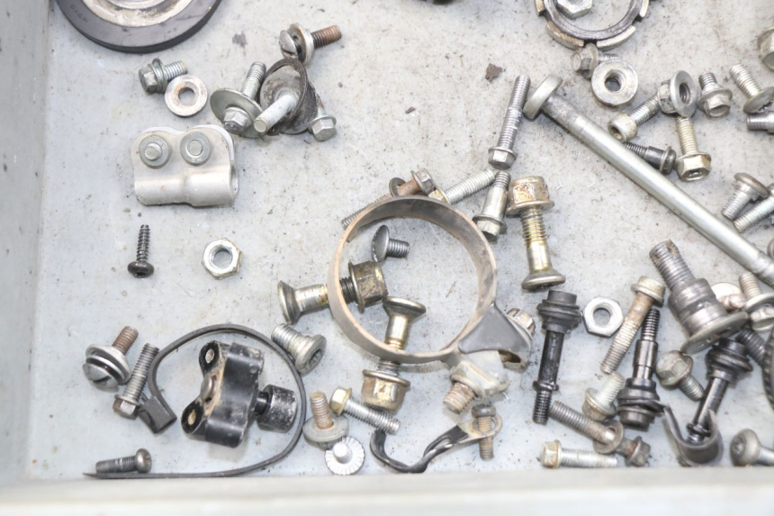 photo de TORNILLOS SUZUKI RMZ RM-Z 450 (2008 - 2011) - Otra perspectiva