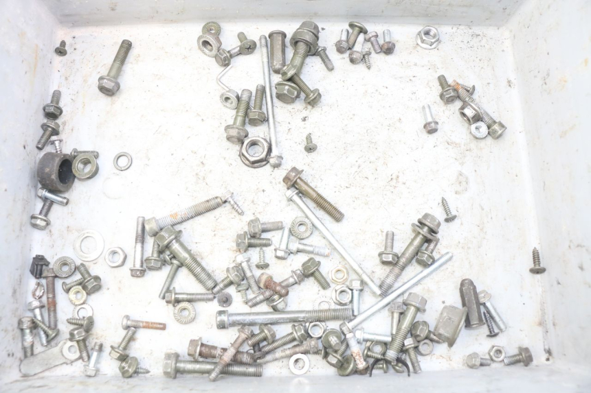 photo de BOLSA DE TORNILLERÍA TORNILLO TNT MOTOR ROMA 10' 4T 50 (2019 - 2022) - Vista principal