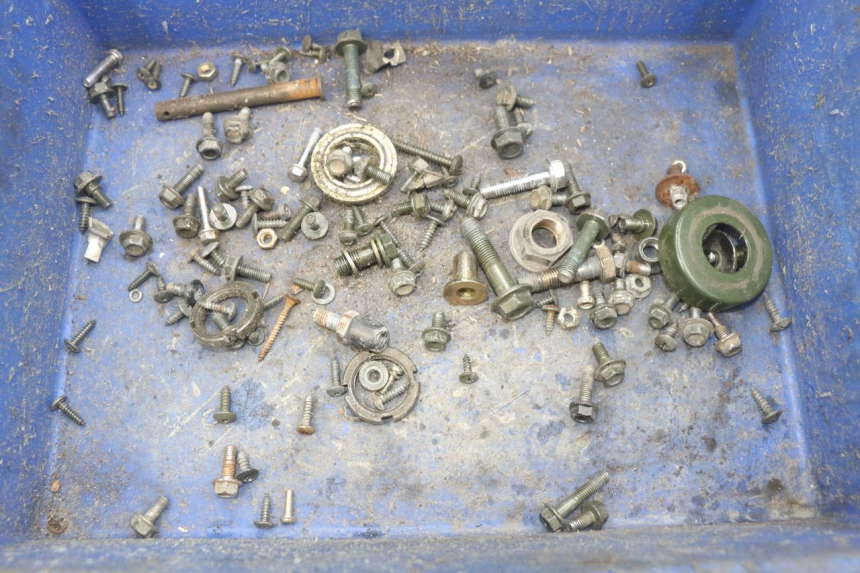 photo de BOLSA DE TORNILLERÍA TORNILLO KEEWAY RY6 2T 50 (2011 - 2019) - Vista principal